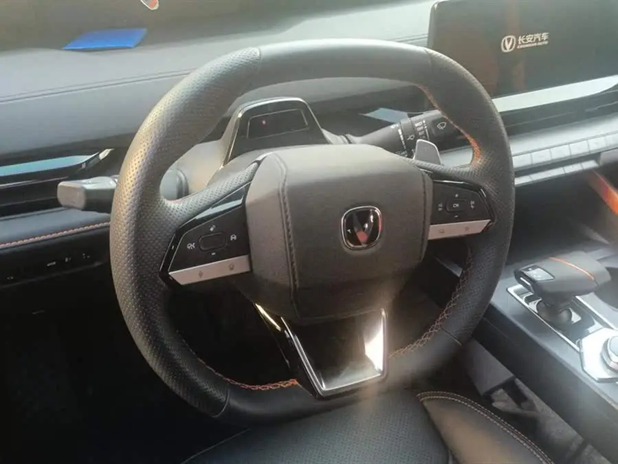 Changan UNI-V 2022 1.5T Premium