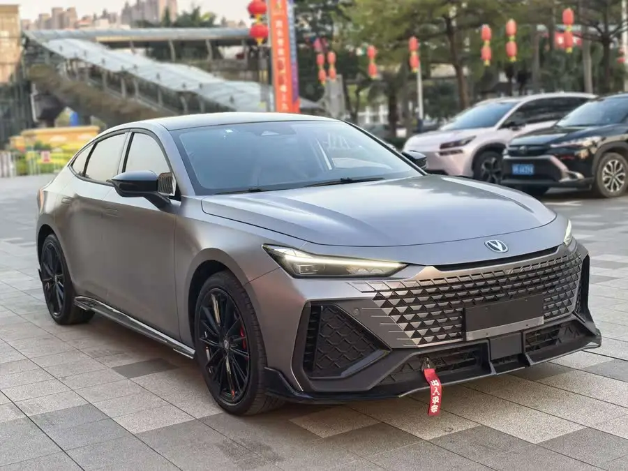 Changan UNI-V 2022 2.0T Leading Speed Edition