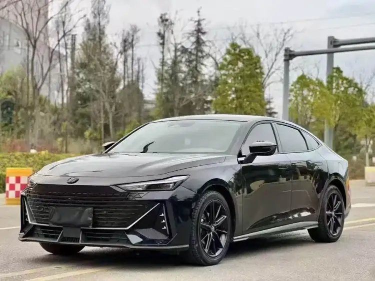 Changan UNI-V 2023 1.5T Sport Version