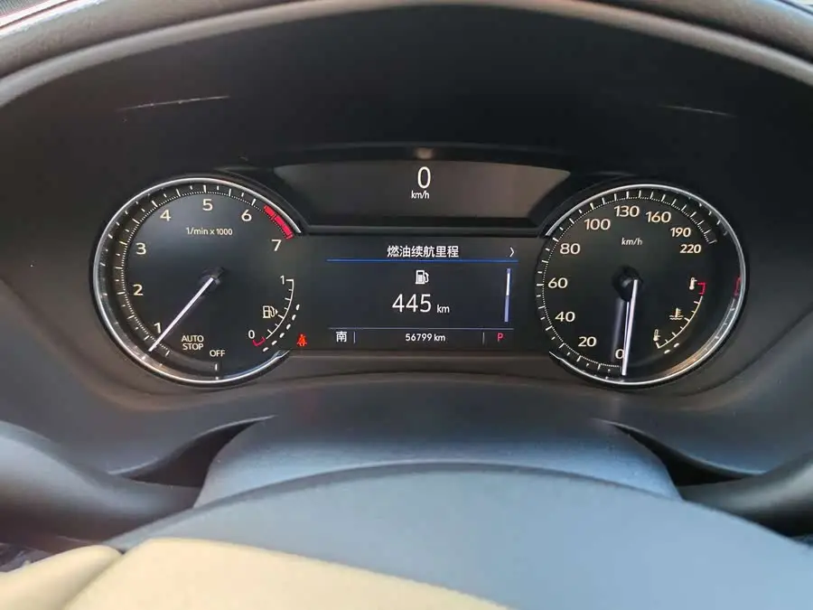 Cadillac XT4 2022 28T FWD Luxury