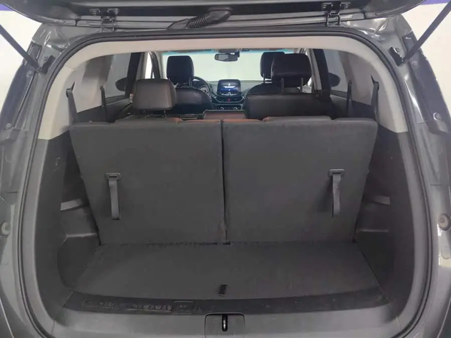 Wuling 2019 Redline 530T Automatic YaoXiang Edition (5+2 version) National VI