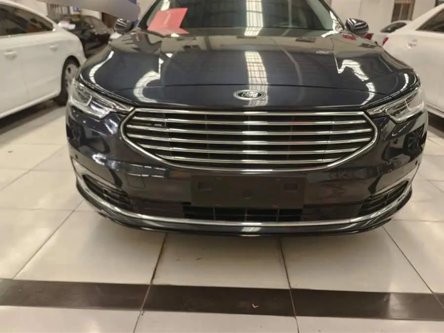 Taurus 2019 EcoBoost 245 Deluxe Edition