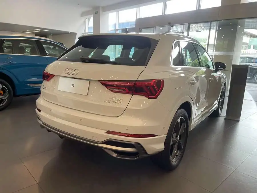 Audi Q3 2022 35 TFSI Fashion Dynamic