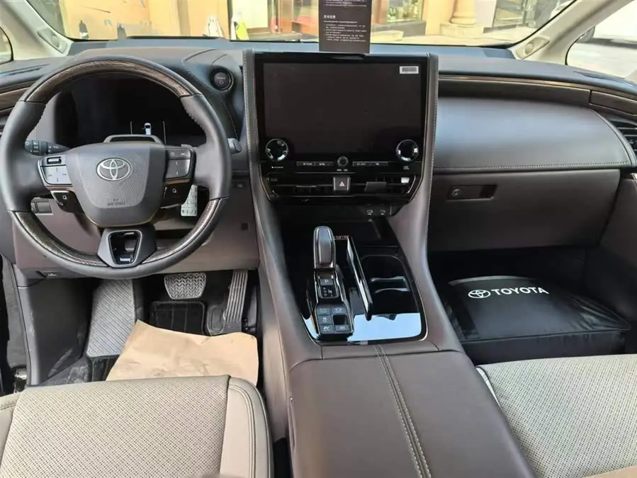 ألـفارد 2024 بنظام مزدوج 2.5 لتر إصدار متميز