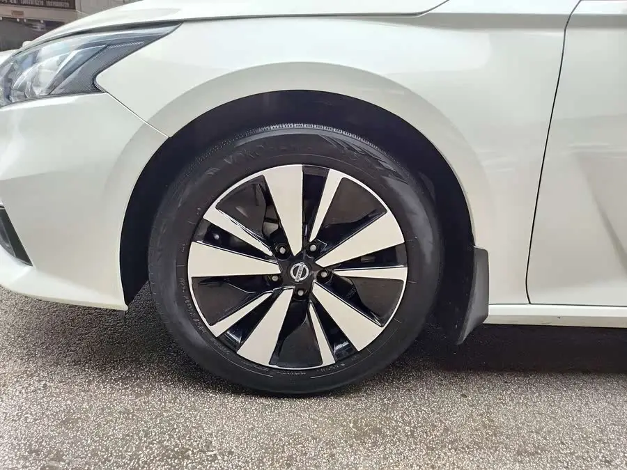 Teana 2021 2.0L XL Comfort Version