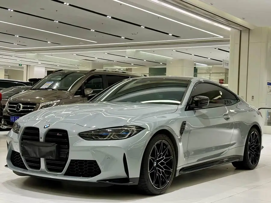 بي إم دبليو M4 2024 M4 كوبيه ثاندر إديشن