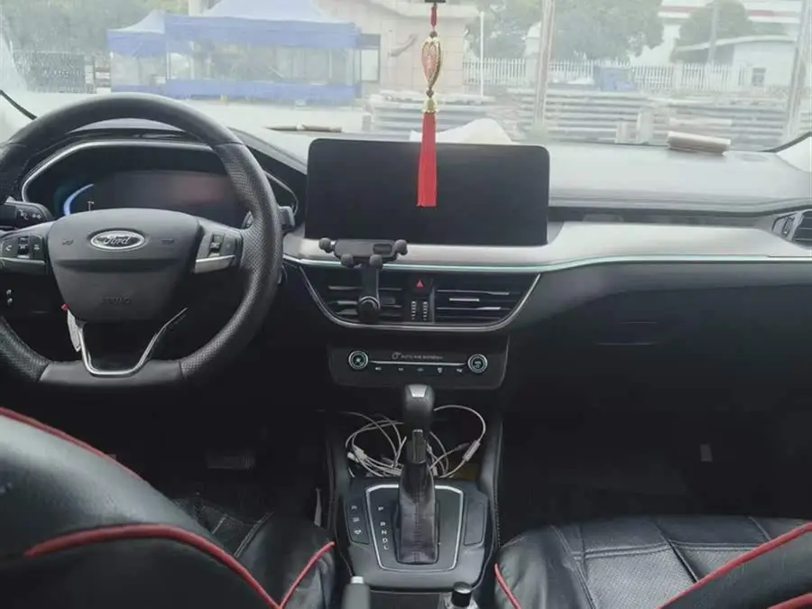 فورد فوكس 2021 سيدان 1.5 لتر أوتوماتيكي تريند
