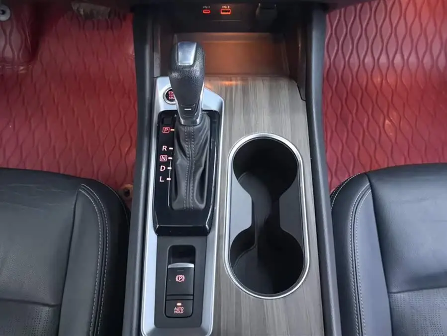 تينّا 2021 2.0L XL إصدار الراحة