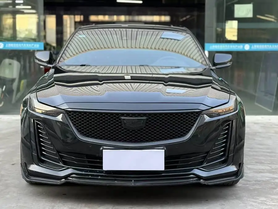 كاديلاك CT5 2022 28T فاخرة