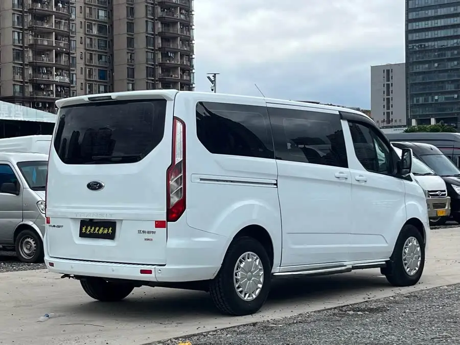 Ford Transit 2019 2.0T Diesel Commercial Van Short Wheelbase Low Roof 7-Seater National VI