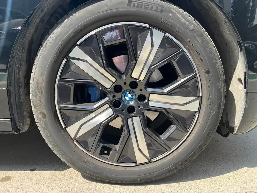 BMW iX 2022 xDrive40