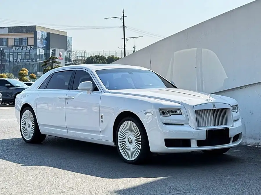 Ghost 2018 6.6T Long Wheelbase