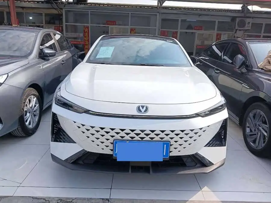 Changan UNI-V 2024 1.5T Premium