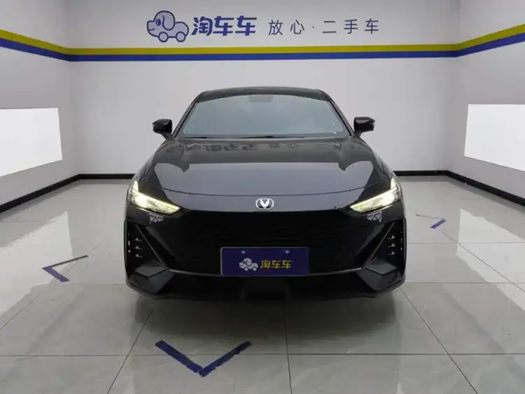 Changan UNI-V 2022 1.5T Premium