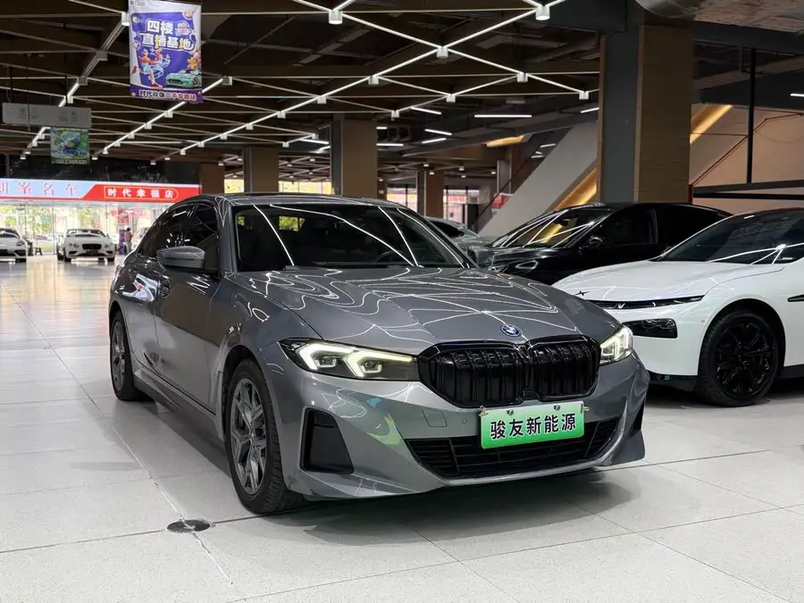 بي إم دبليو i3 2022 eDrive 35 L