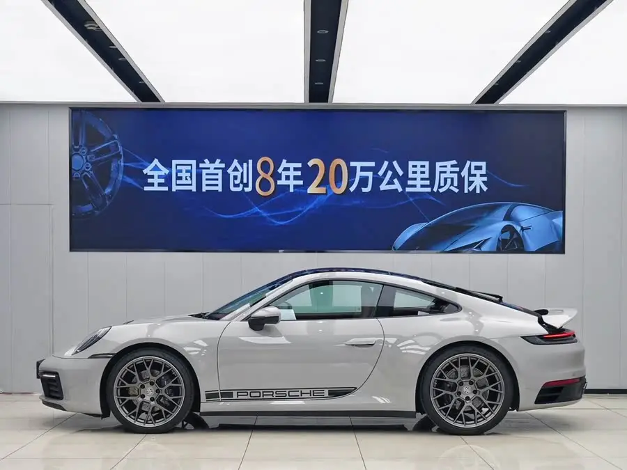 Porsche 911 2020 Carrera 3.0T