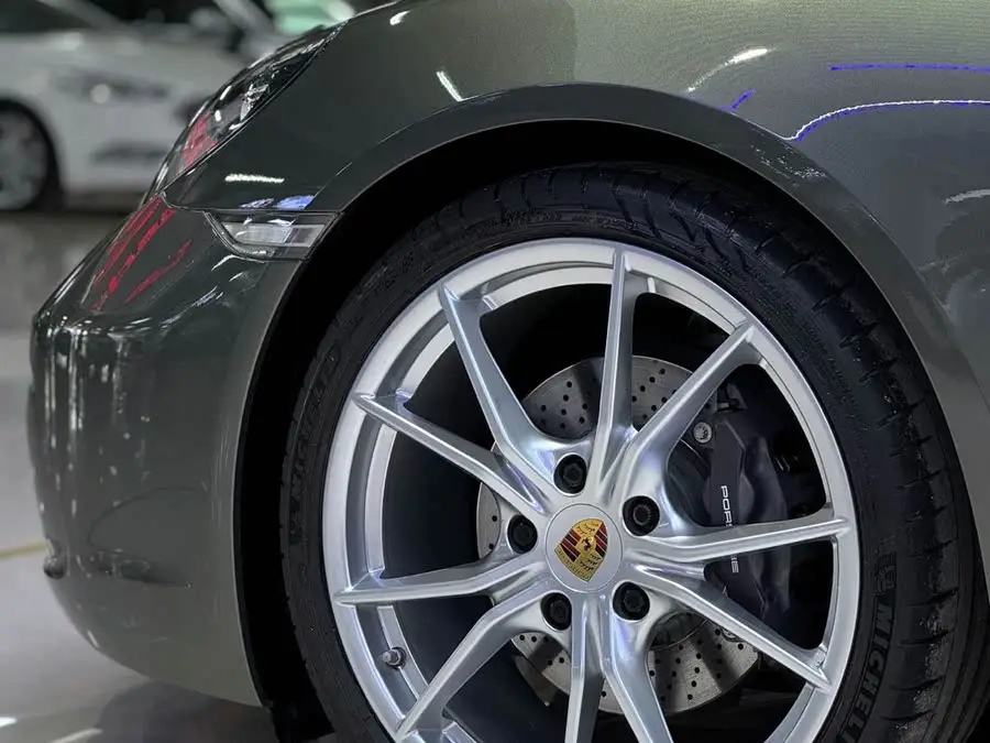 Porsche 718 2022 Cayman 2.0T