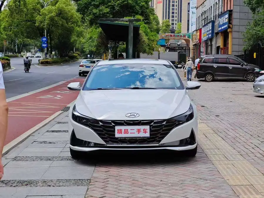 إيلانتر 2021 1.5 لتر CVT LUX المتميزة