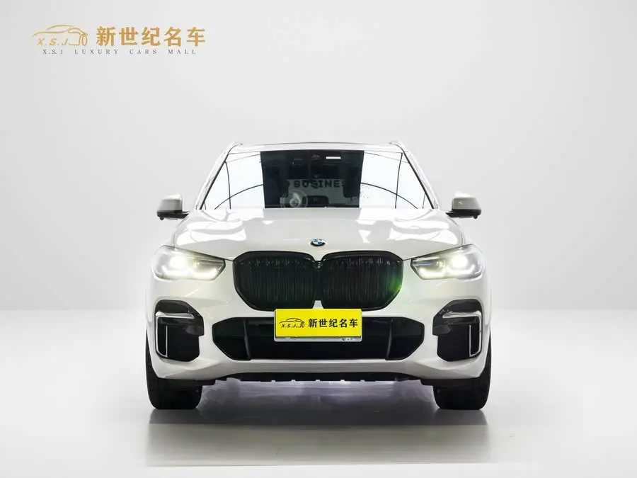 بي إم دبليو X5 2022 xDrive 30Li حزمة M الرياضية الفاخرة