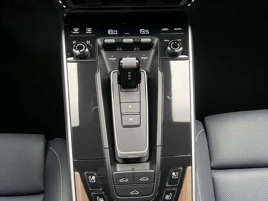 بورش 911 2023 توربو S 3.7T