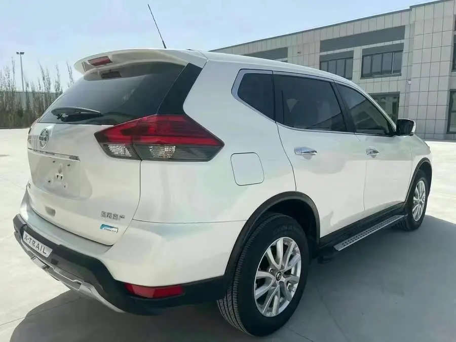 نيسان إكس-تريل 2021 2.0 لتر CVT 2WD XL بريميوم الذكاء