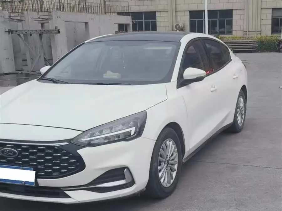 فورد فوكس 2021 سيدان 1.5 لتر أوتوماتيكي تريند