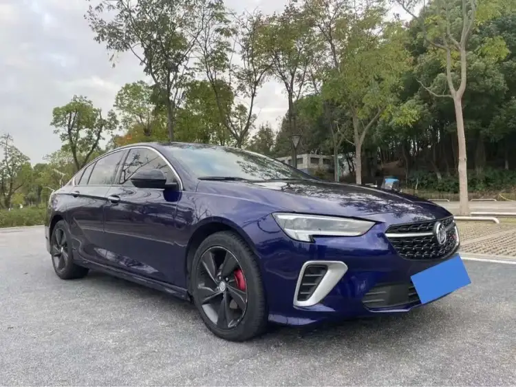 2019 Buick Regal GS 28T Elite