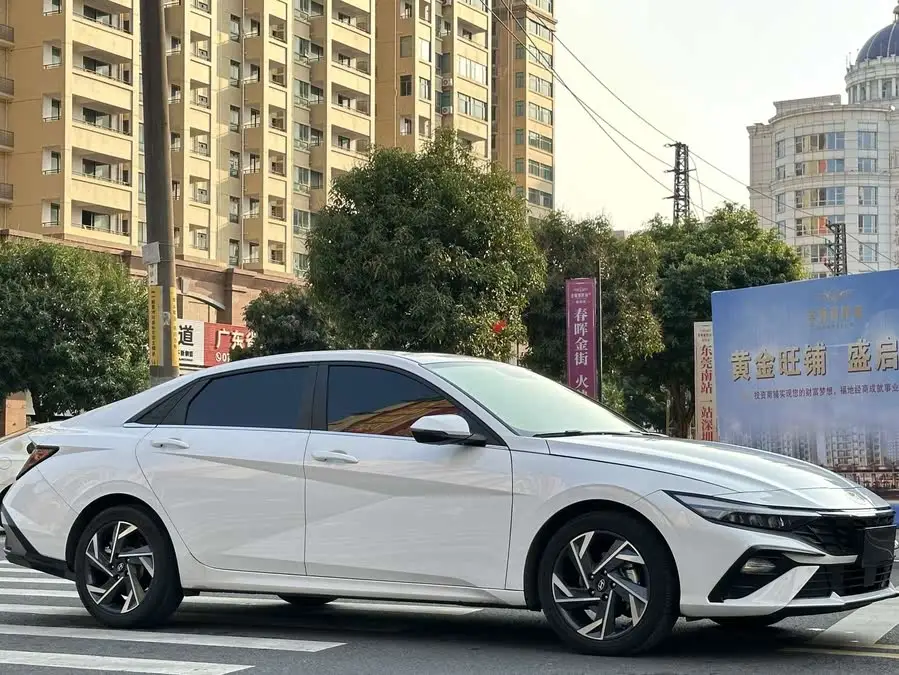 إيلانتر 2023 1.5 لتر CVT GLX النخبة