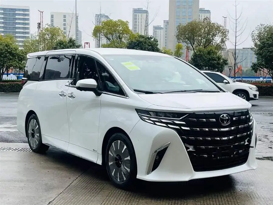 ألفارد 2024 فئة المحرك الثنائي 2.5 لتر الفاخرة