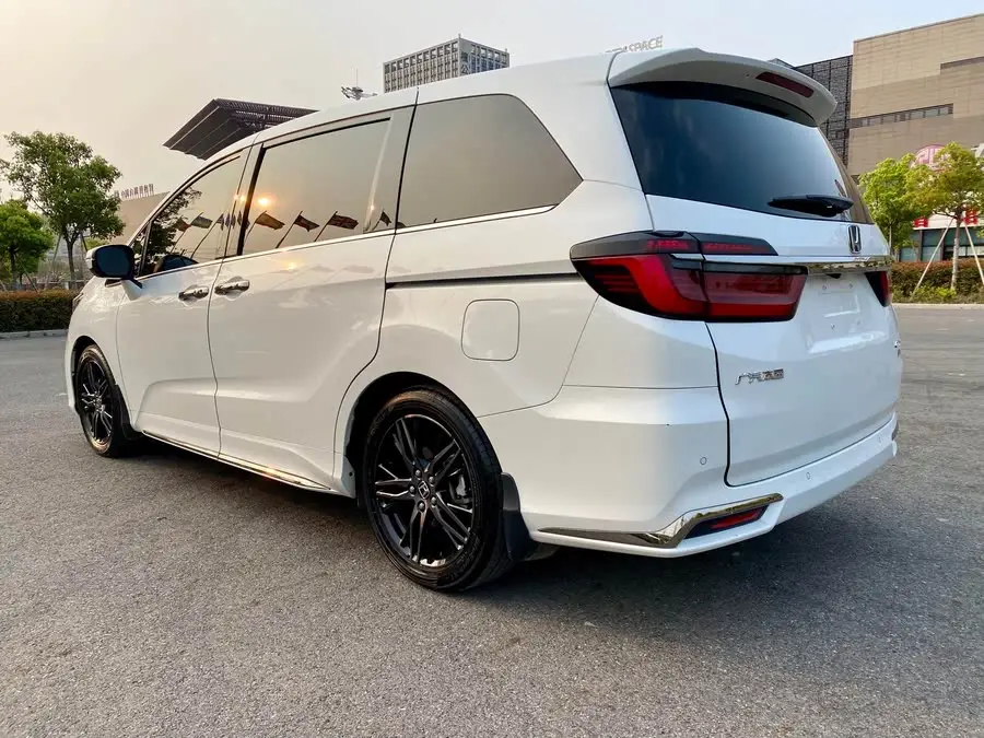 أوديسي 2022 2.0L e:HEV إصدار شارب