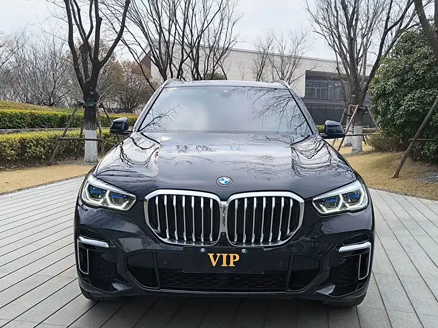 بي إم دبليو X5 2022 xDrive 40Li مجموعة M الرياضية