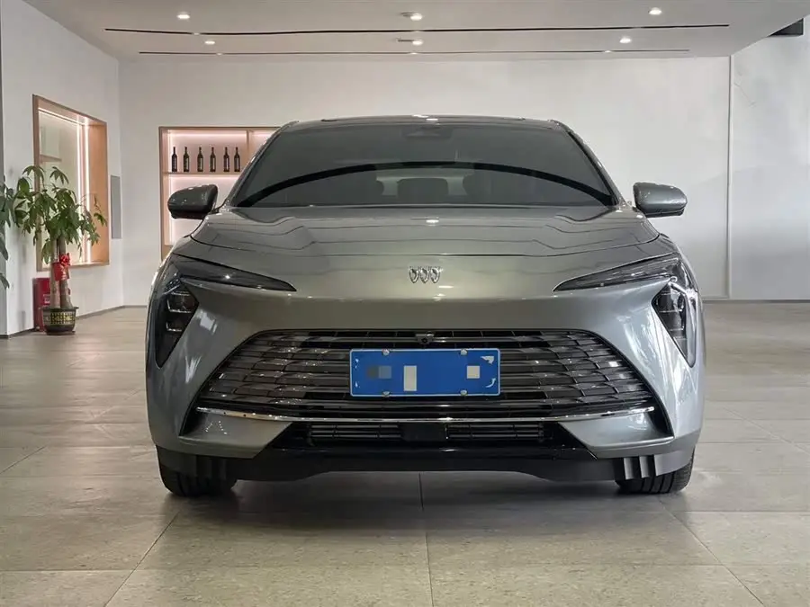 باك لاقروس 2023 طراز 28T