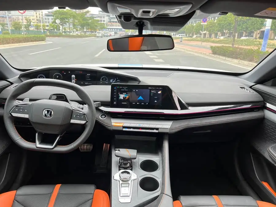 Changan UNI-V 2024 1.5T Premium Sport Edition