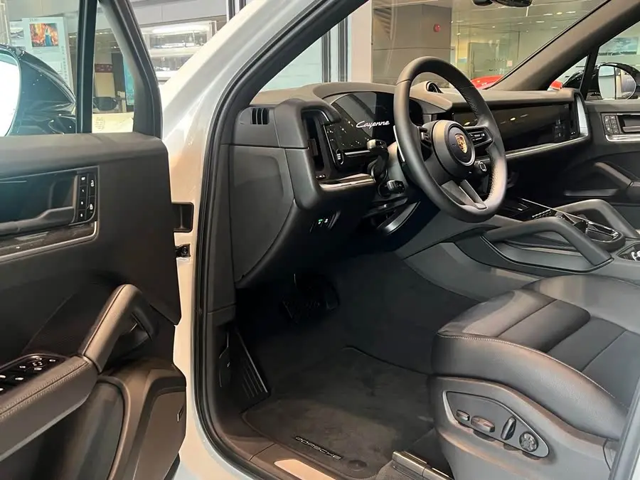 كايين 2025 كايين 3.0T