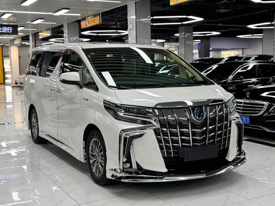 ألفارد 2021 بنظام هجين 2.5 لتر النسخة الفاخرة