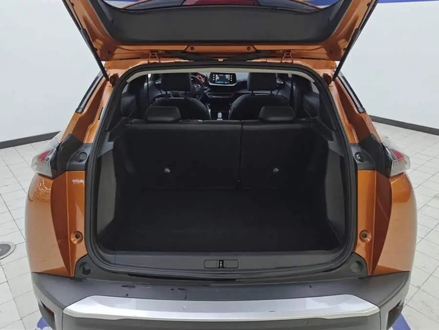 Peugeot 2008 2022 Model 230THP THE ONE