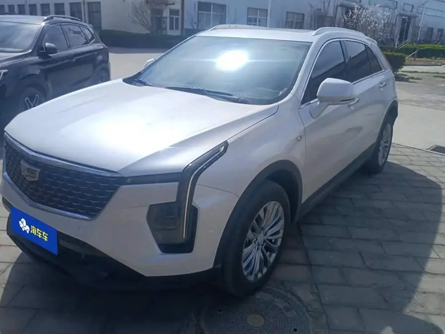 Cadillac XT4 2024 28T Luxury FWD