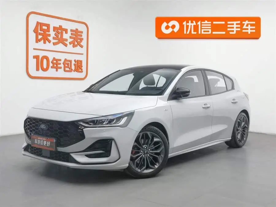 فورد فوكس 2022 هاتشباك EcoBoost 180 أوتوماتيكي ST لاين