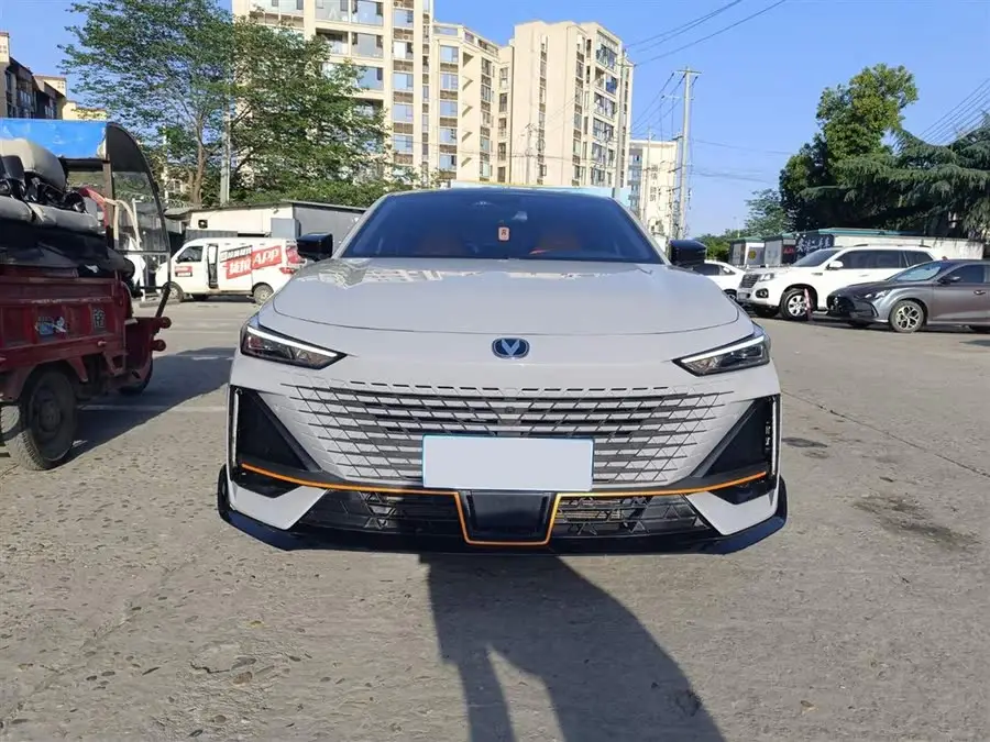 Changan UNI-V 2023 1.5T Sport Edition