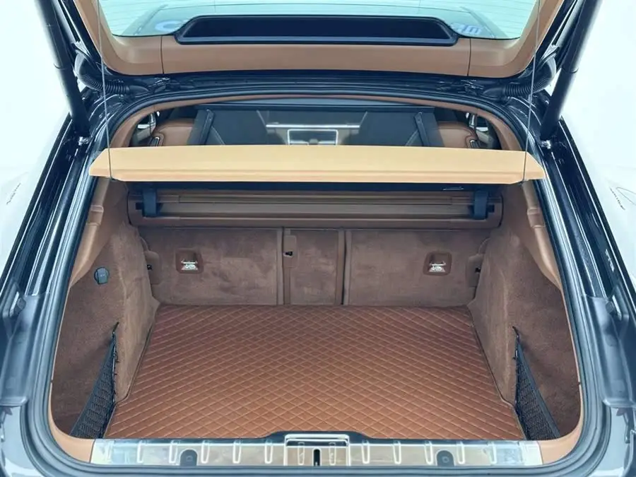 2023 Panamera 4 Executive Lengthened Version 2.9T