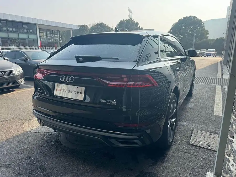 أودي Q8 2023 55 TFSI فئة الديناميكية الفاخرة