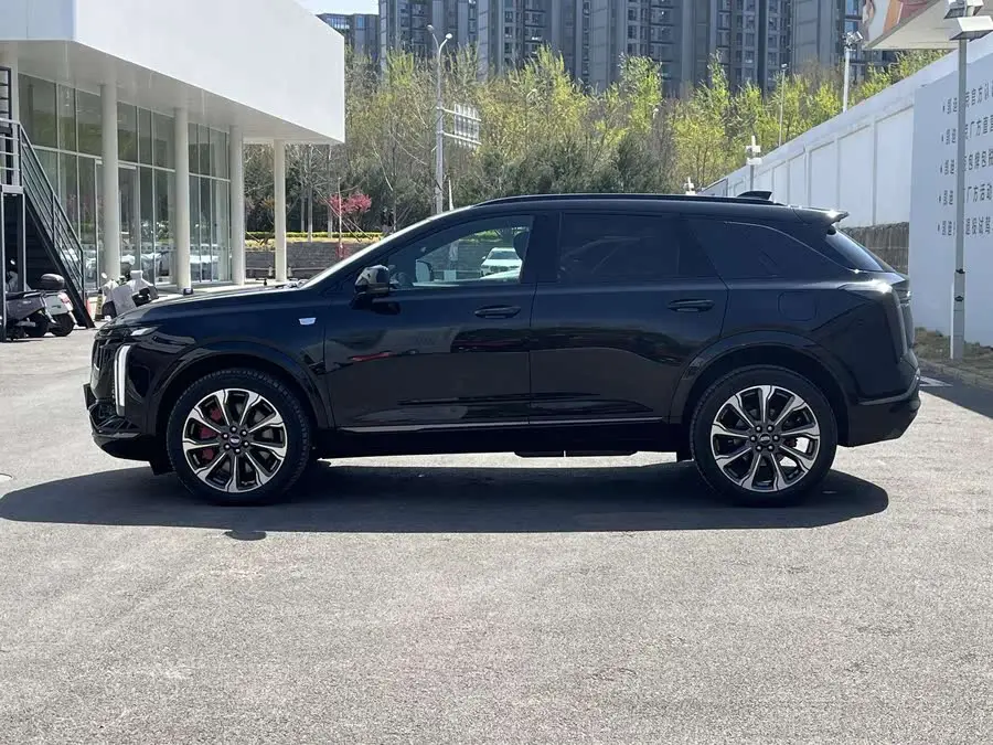 Cadillac XT5 2025 2.0T Platinum