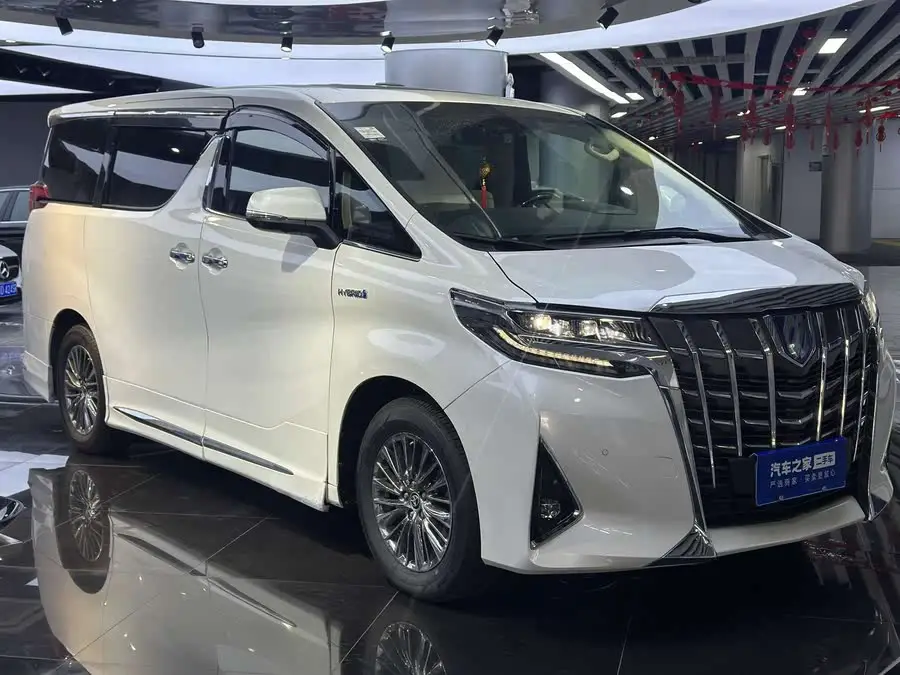 ألفارد 2021 هايبرد 2.5 لتر إصدار ديلوكس