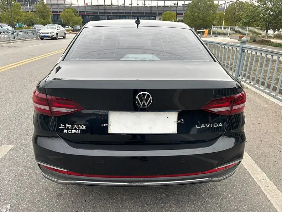 Lavida 2023 1.5L Automatic Five Million Edition