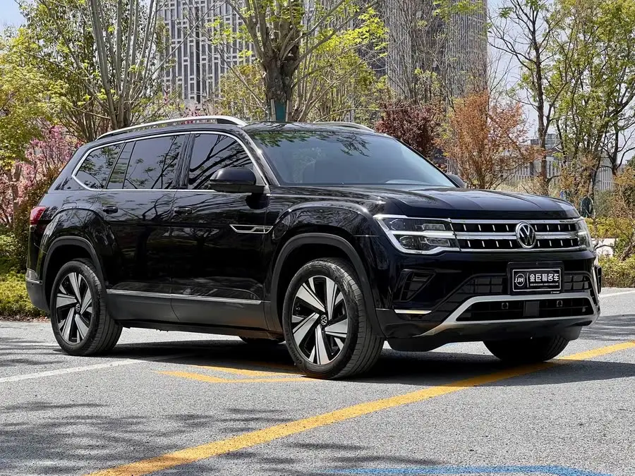 2024 فولكس فاجن تيرامونت 380 TSI نسخة الرفاهية الفاخرة ذات الدفع الرباعي