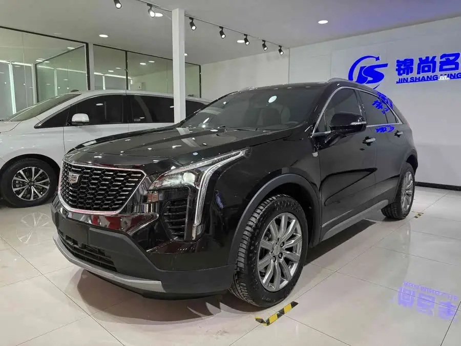 كاديلاك XT4 2020 الطراز المحسن 28T الدفع الأمامي المتميز