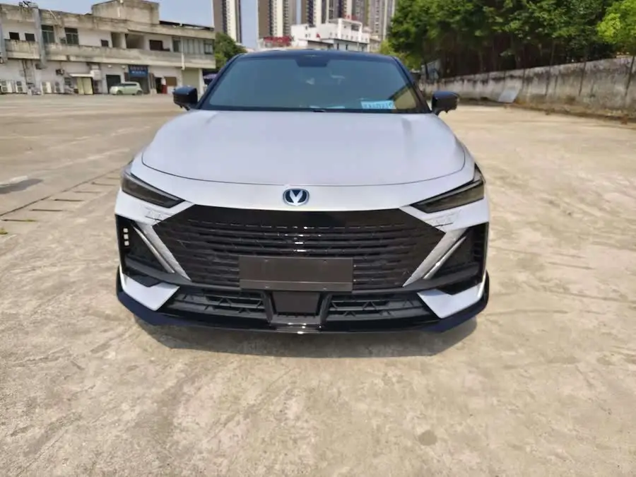 Changan UNI-V 2022 1.5T Sport Edition
