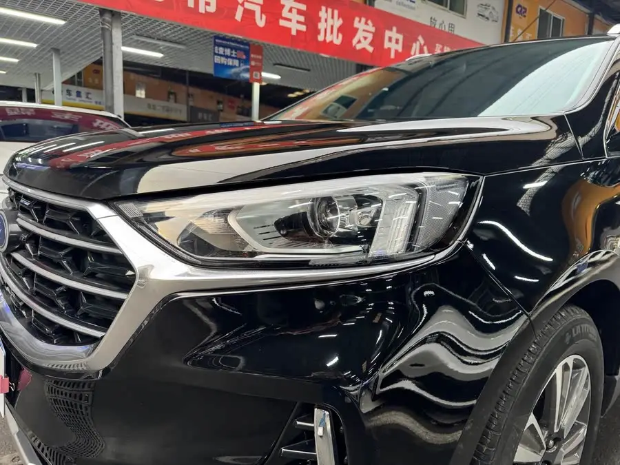 2021 Ford Edge PLUS EcoBoost 245 FWD Platinum 5-seater