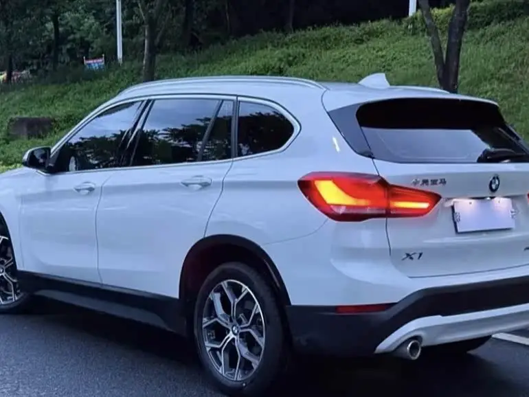 بي إم دبليو X1 2022 sDrive25Li نسخة رائدة