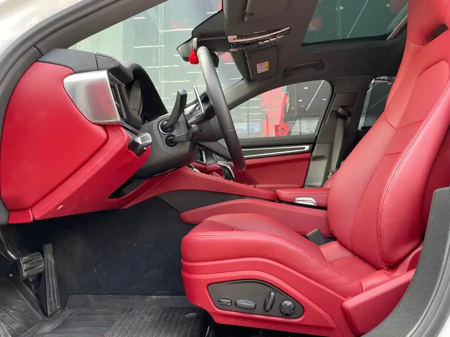 2023 Panamera Executive Extended Platinum Edition 2.9T